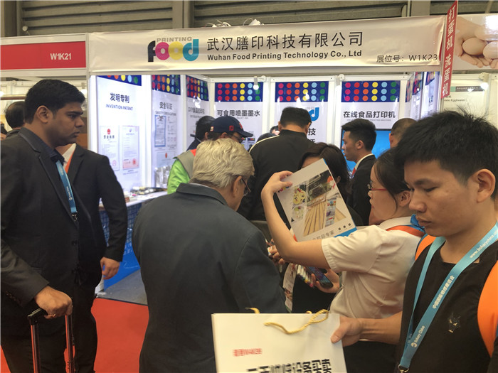 Many domestic and foreign customers come to visit and consult about Sinojoinsun's food printers